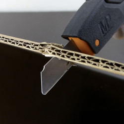 cutter sécurité rétractable