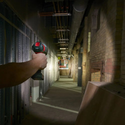 Lampe torche Milwaukee