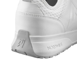 basket professionnelle blanche