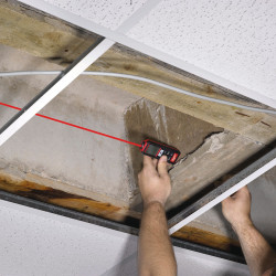 laser mètre chantier btp